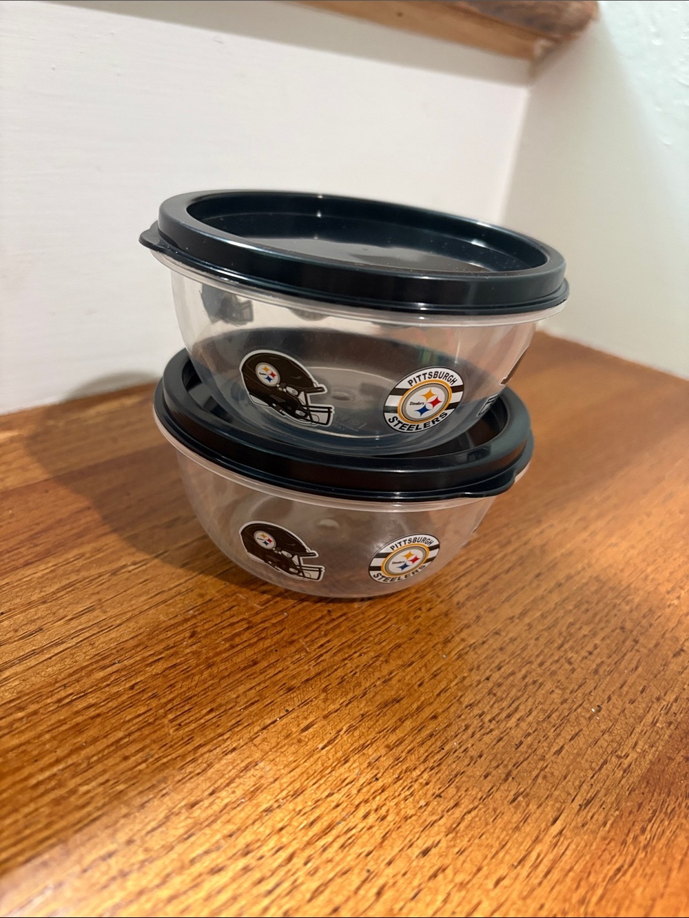 2 Pittsburgh Steelers Clear Small Snack Bowls with Black Lids